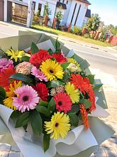 Букет цветов из:  Герберы #REPLACE_PRED# Новосергиевке